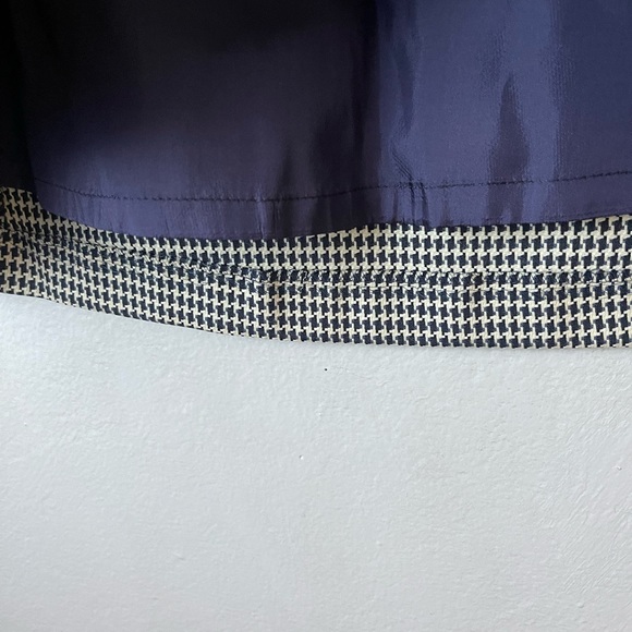 Guy Laroche - Picture 3 of 6